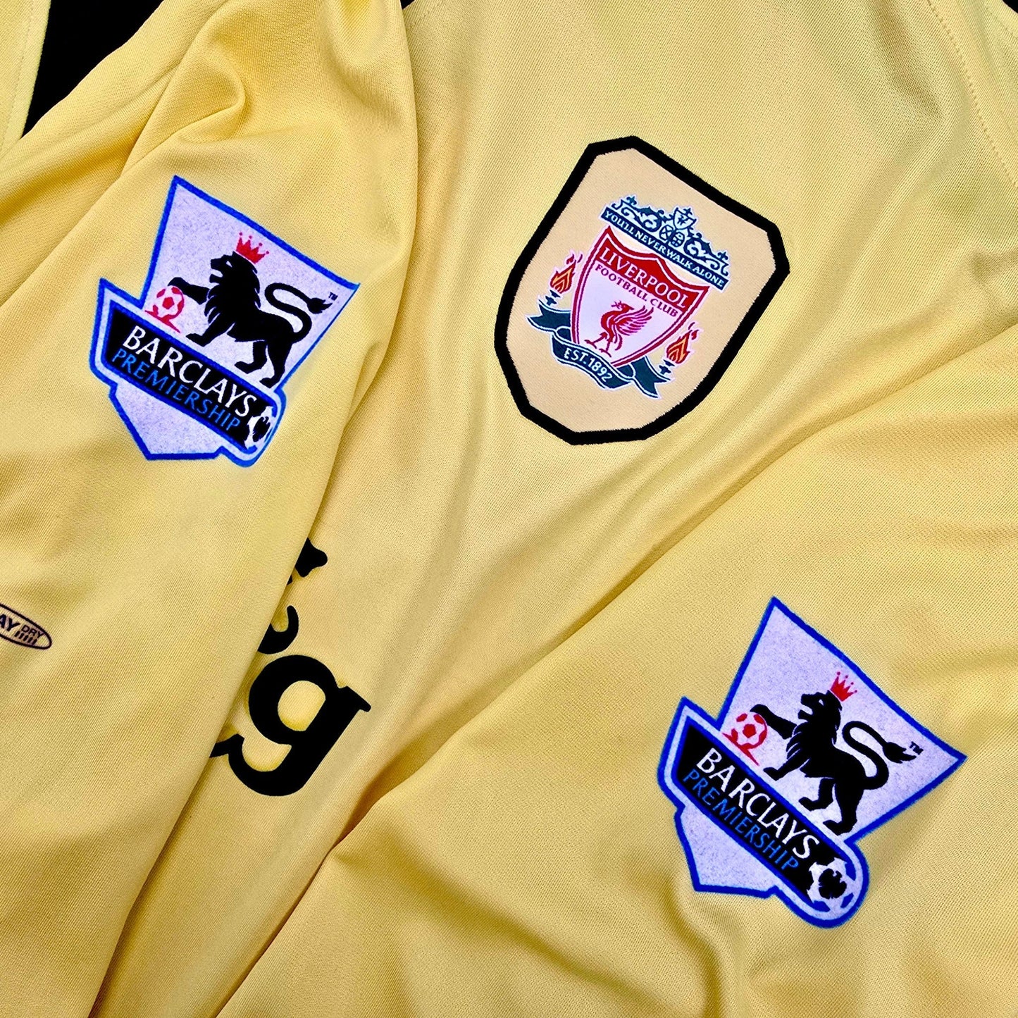 2004/06 Liverpool Away Football Shirt (XL) Reebok #19 Morientes