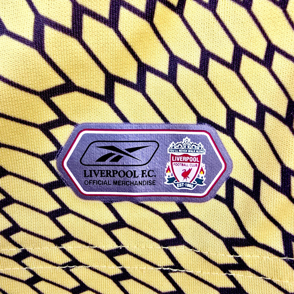 2004/06 Liverpool Away Football Shirt (XL) Reebok #19 Morientes