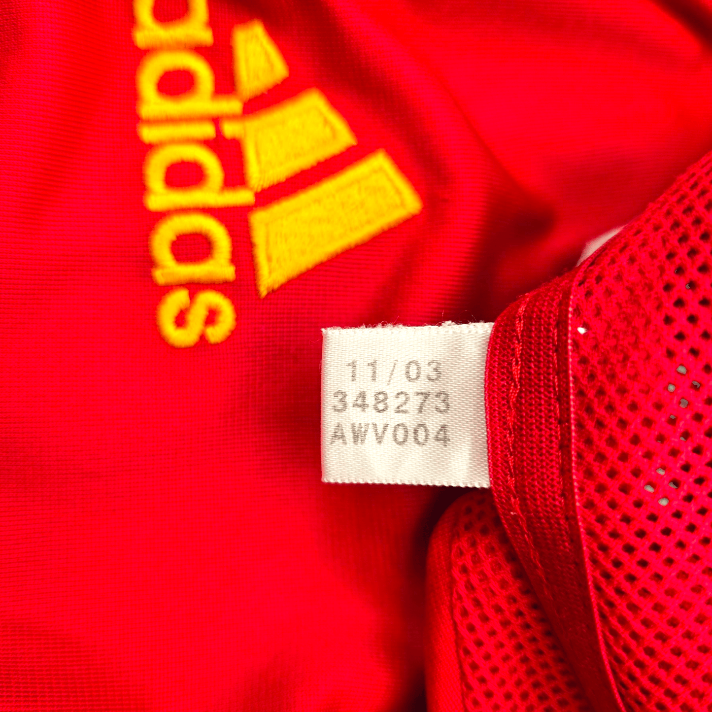2004/06 Spain Home Football Shirt (L) Adidas #9 Torres
