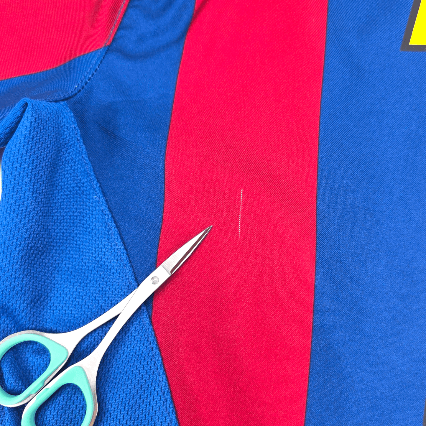 2005/06 Barcelona Home Football Shirt (L) Nike #10 Ronaldinho