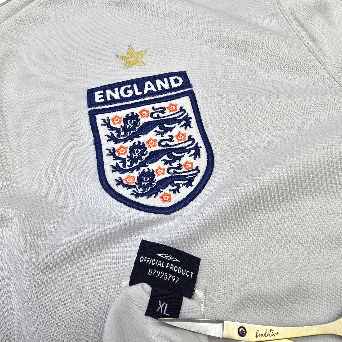 2005/07 England Home Football Shirt (XL) Umbro #4 Gerrard