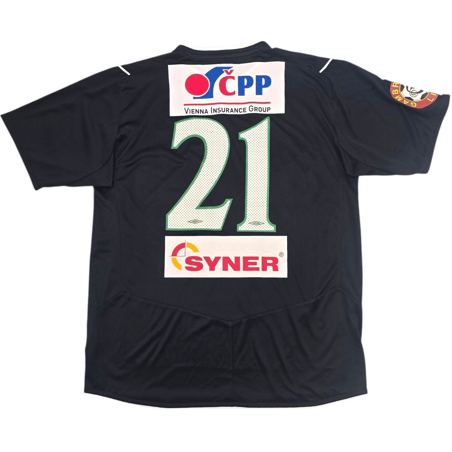 2006/07 Jablonec Away Football Shirt (L) Umbro #21