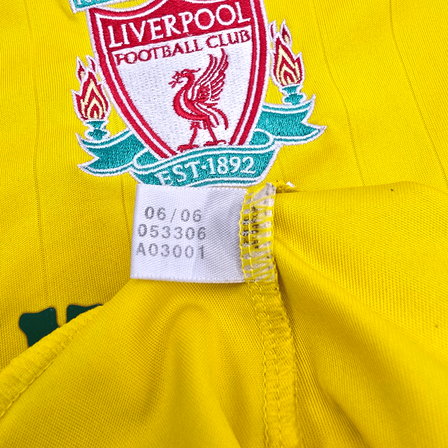 2006/07 Liverpool Away Football Shirt (L) Adidas #8 Gerrard