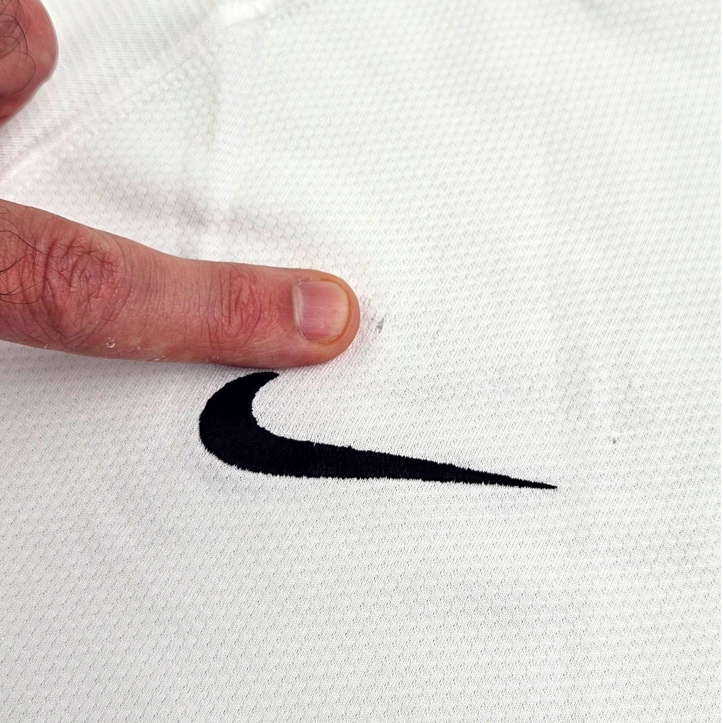 2006/07 Valencia Home Football Shirt (M) Nike #7 Villa