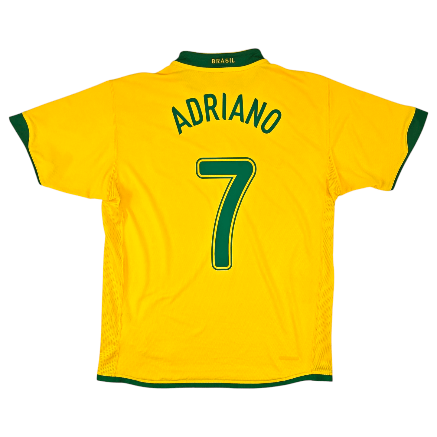 2006/08 Brazil Home Football Shirt (M) Nike #7 Adriano