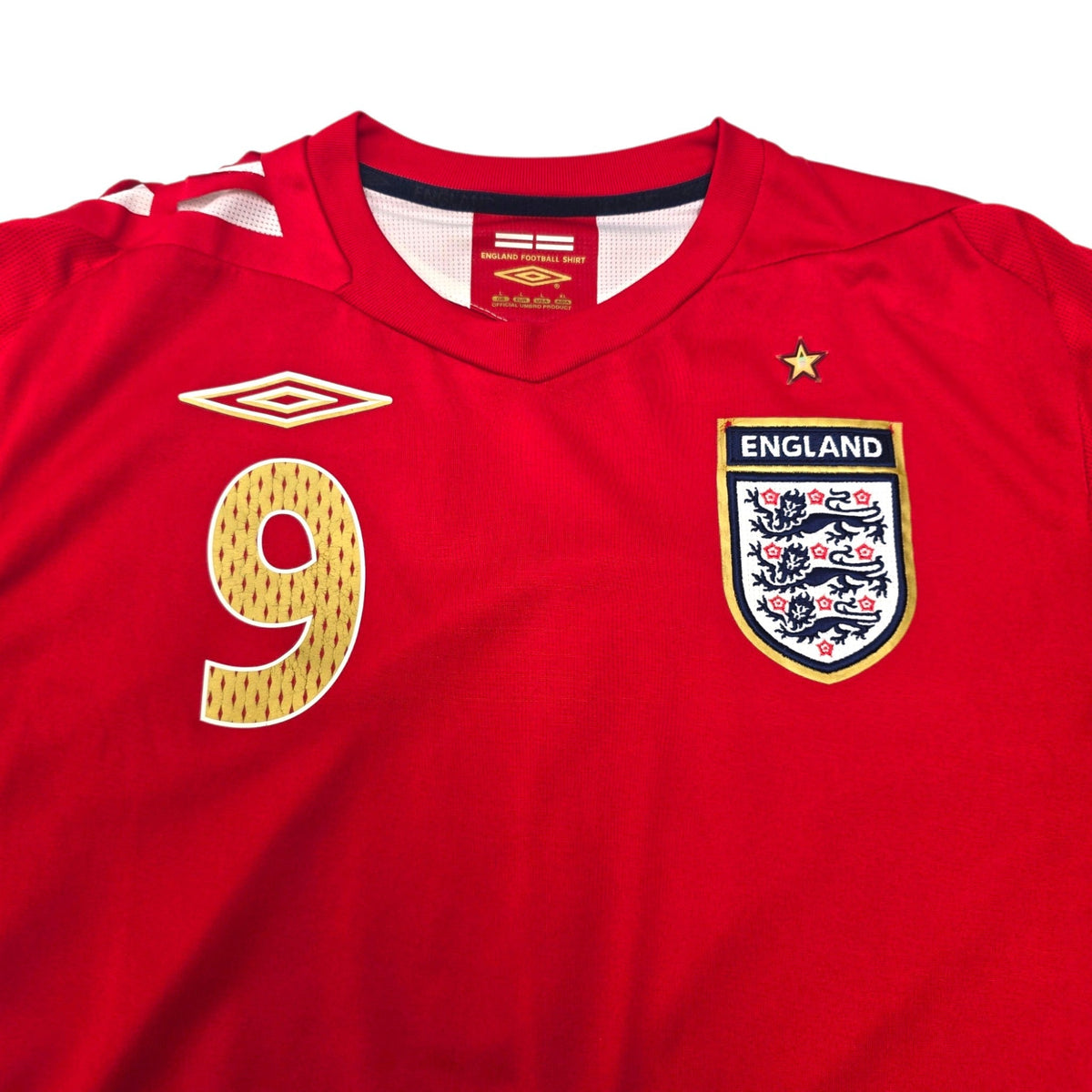 2006/08 England Away Football Shirt (L) Umbro #9 Rooney