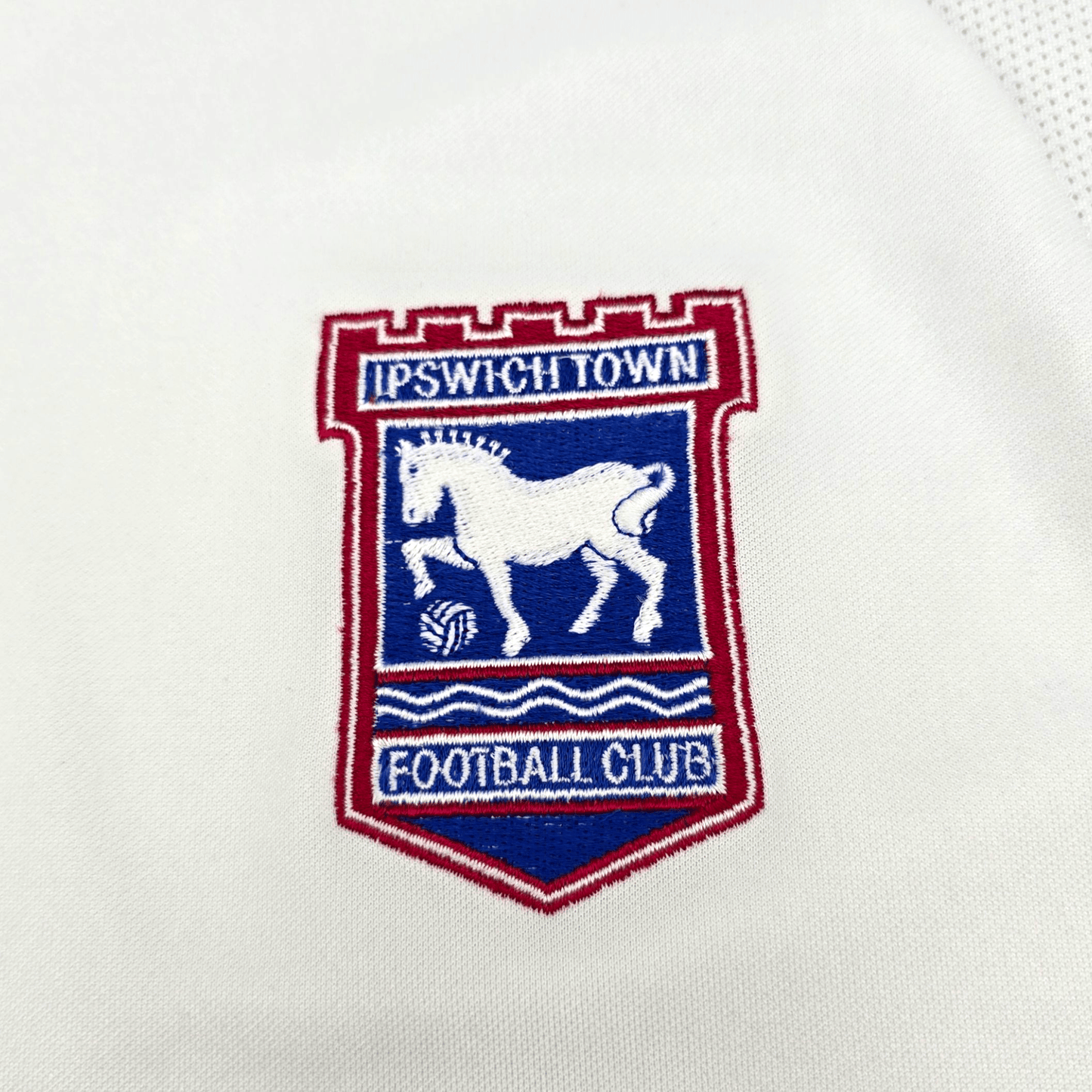 2006/08 Ipswich Town Away Football Shirt (M) Punch