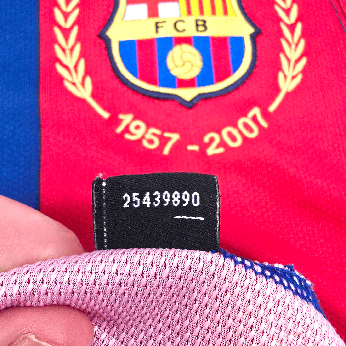 2007/08 Barcelona Home Football Shirt (S) Nike
