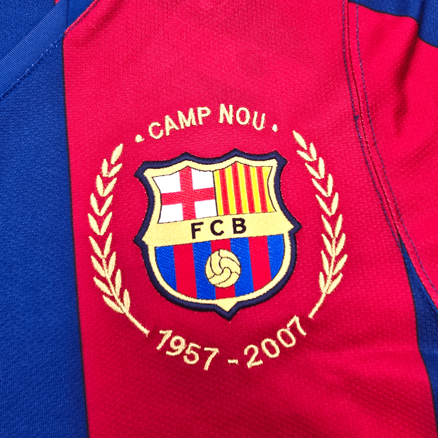 2007/08 Barcelona Home Football Shirt (S) Nike