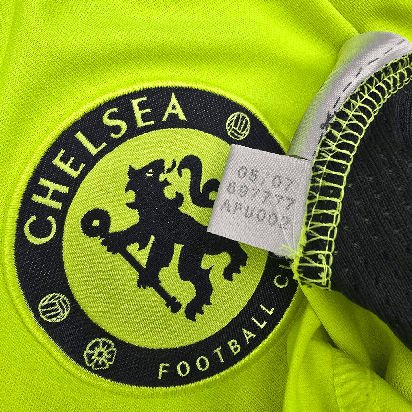 2007/08 Chelsea Away Football Shirt (S) Adidas #39 Anelka