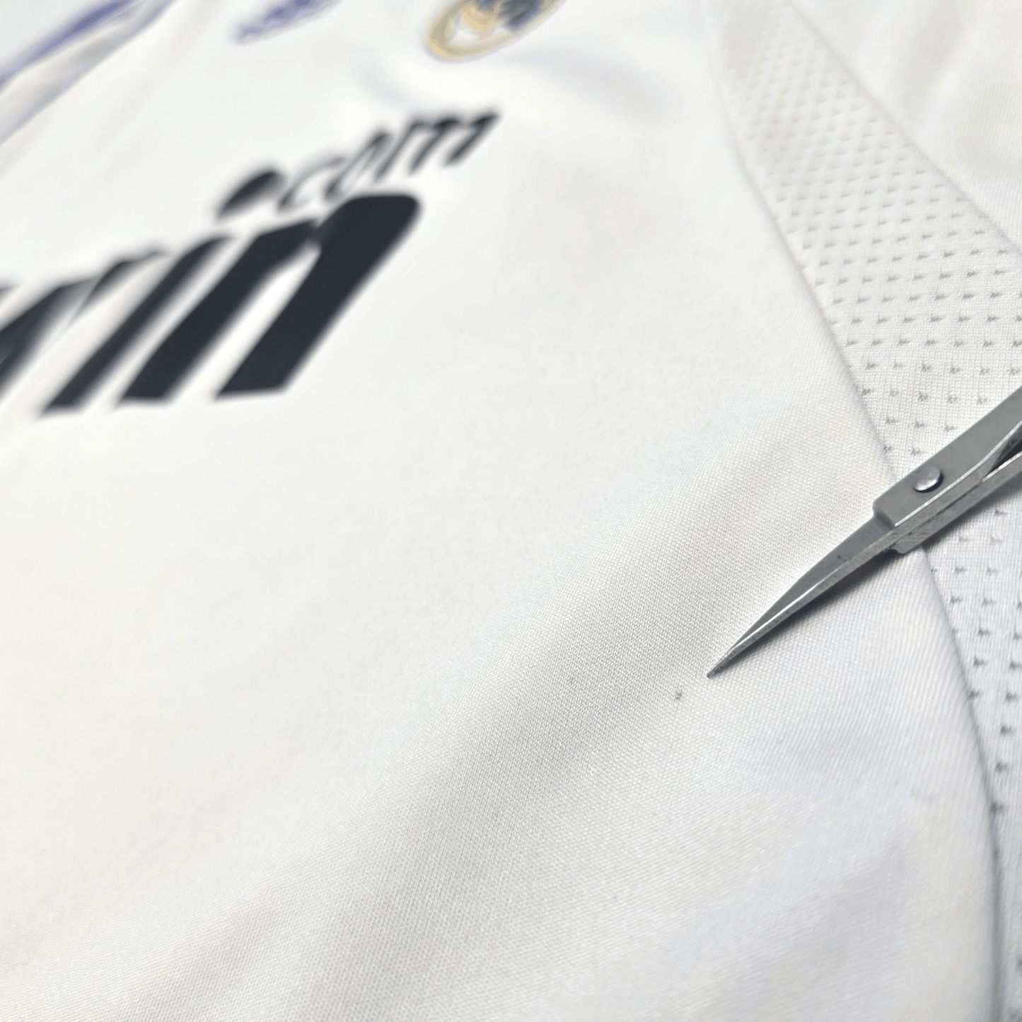 2007/08 Real Madrid Home Football Shirt (L) Adidas #7 Raul