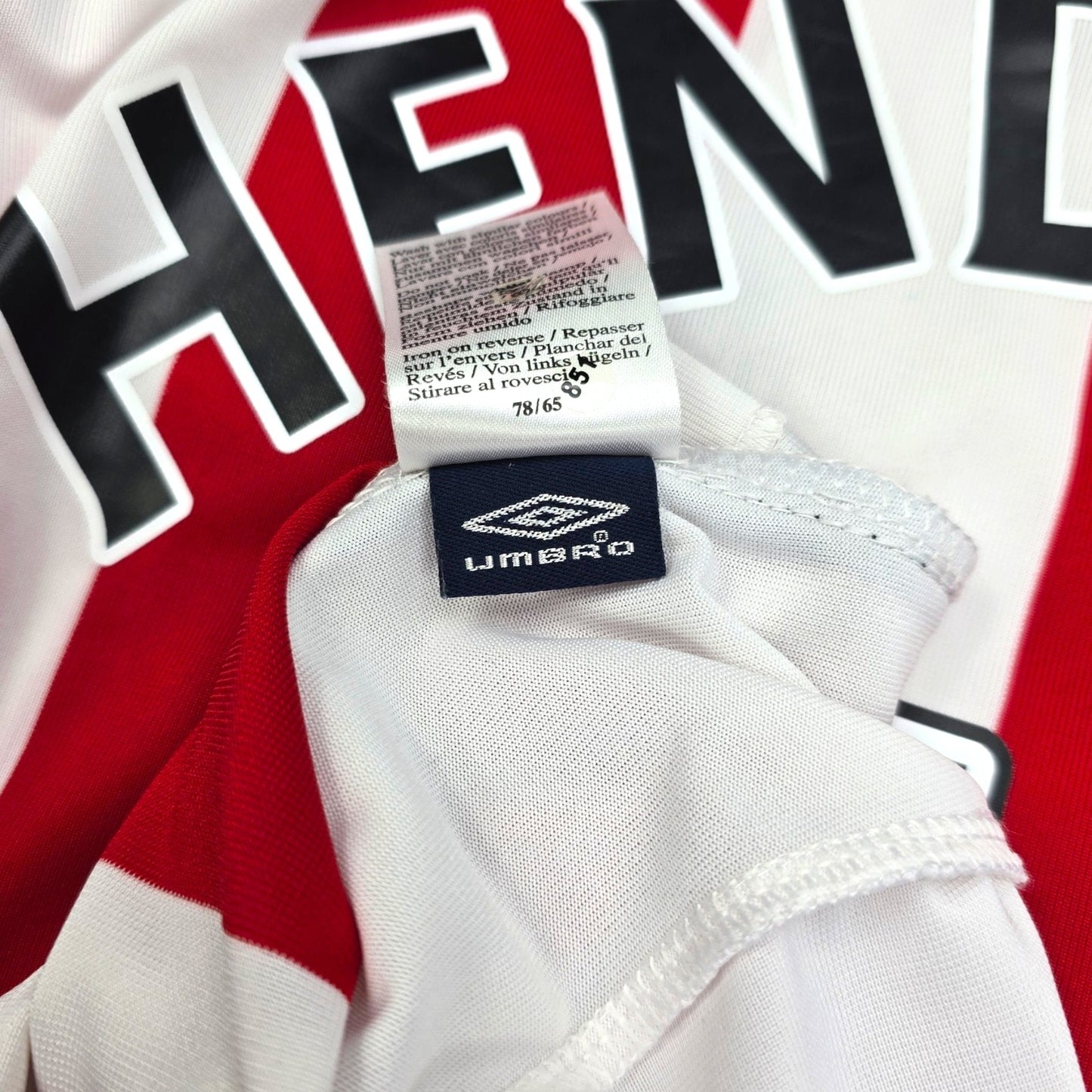 2007/08 Sunderland Home Football Shirt (L) Umbro #42 Henderson