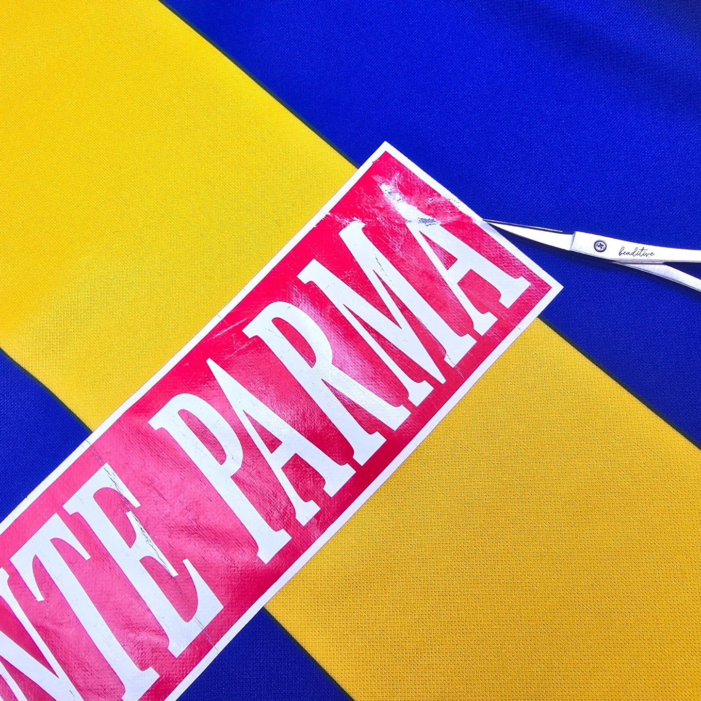 2008/09 Parma Away Football Shirt (M) Errea