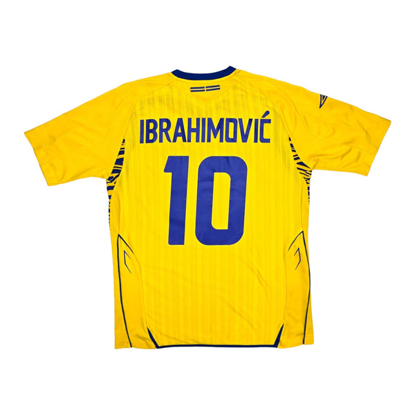 2008/09 Sweden Home Football Shirt (L) Umbro #10 Ibrahimovic