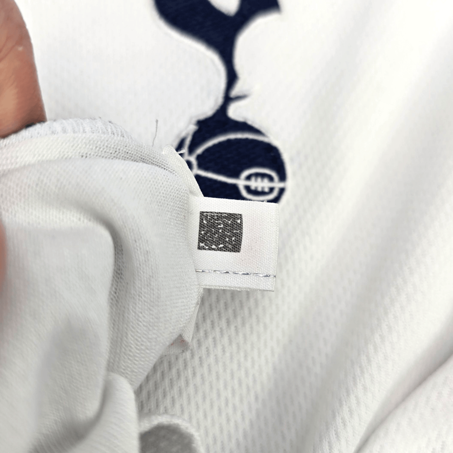 2008/09 Tottenham Hotspur Home Football Shirt (L) Puma #14 Modric