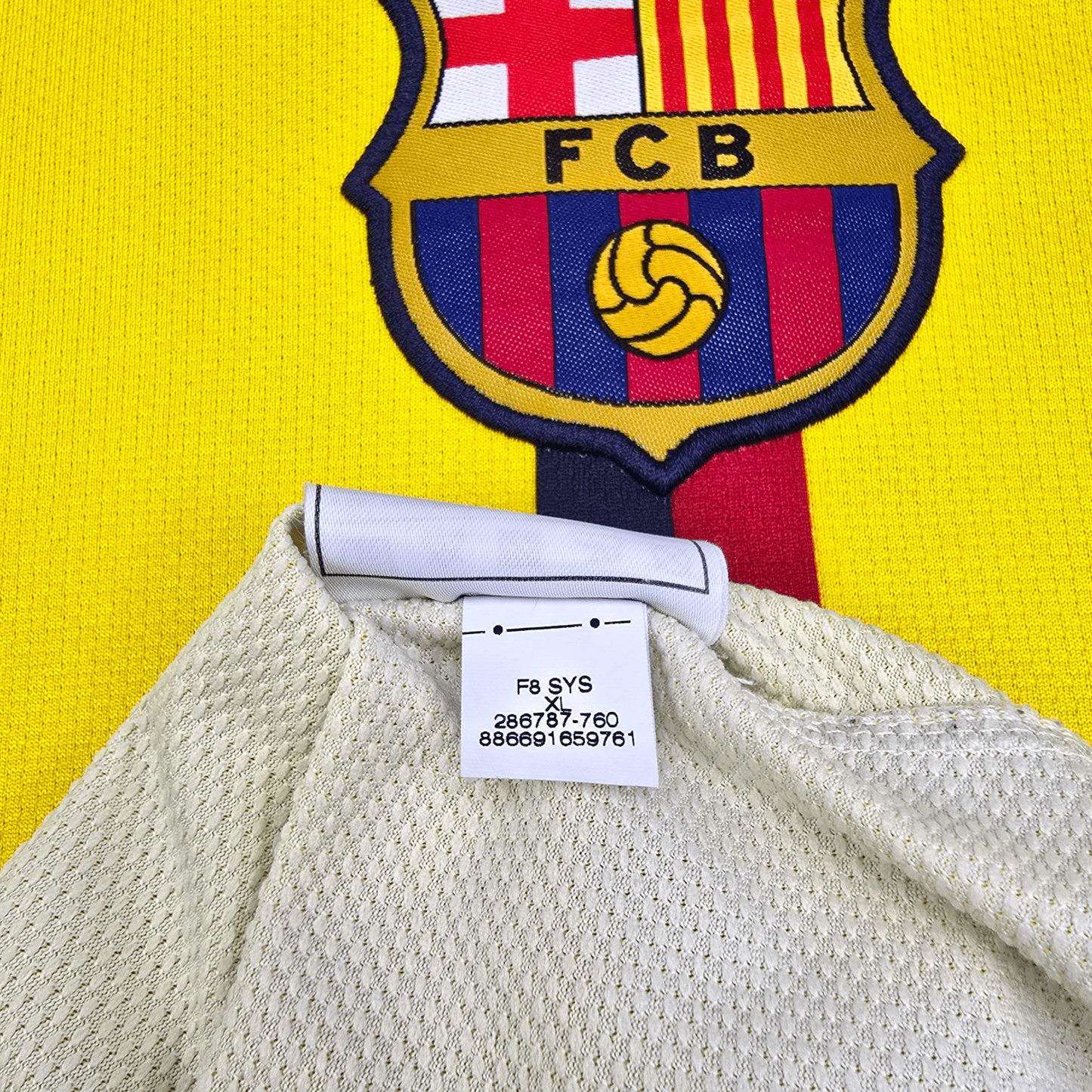 2008/10 Barcelona Away Football Shirt (XL) Nike #14 Henry
