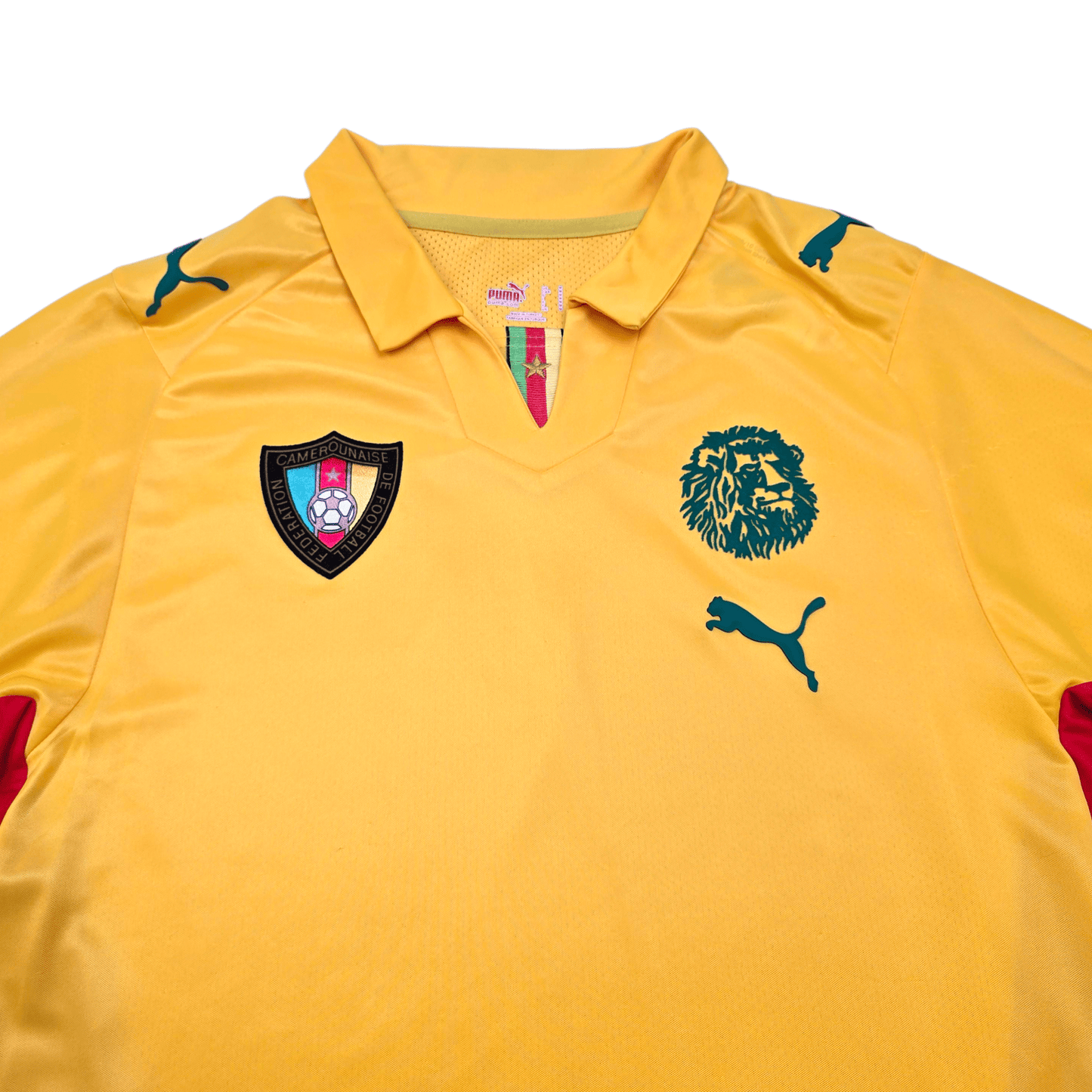 2008/10 Cameroon Away Football Shirt (M) Puma