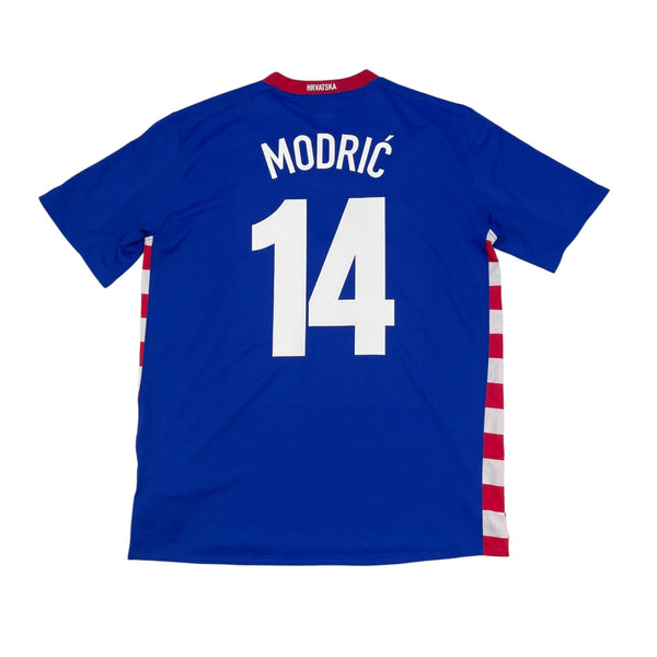 2008/10 Croatia Away Football Shirt (L) Nike #14 Modric