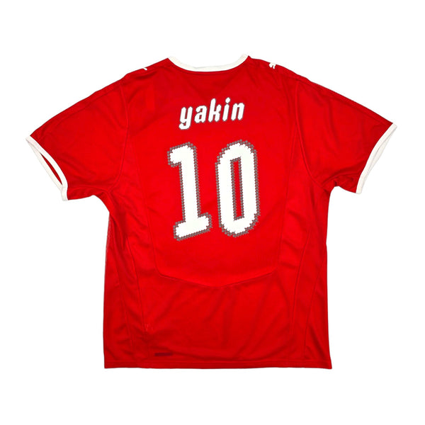 2008/10 Switzerland Home Football Shirt (L) Puma #10 Yakin (Player Version)