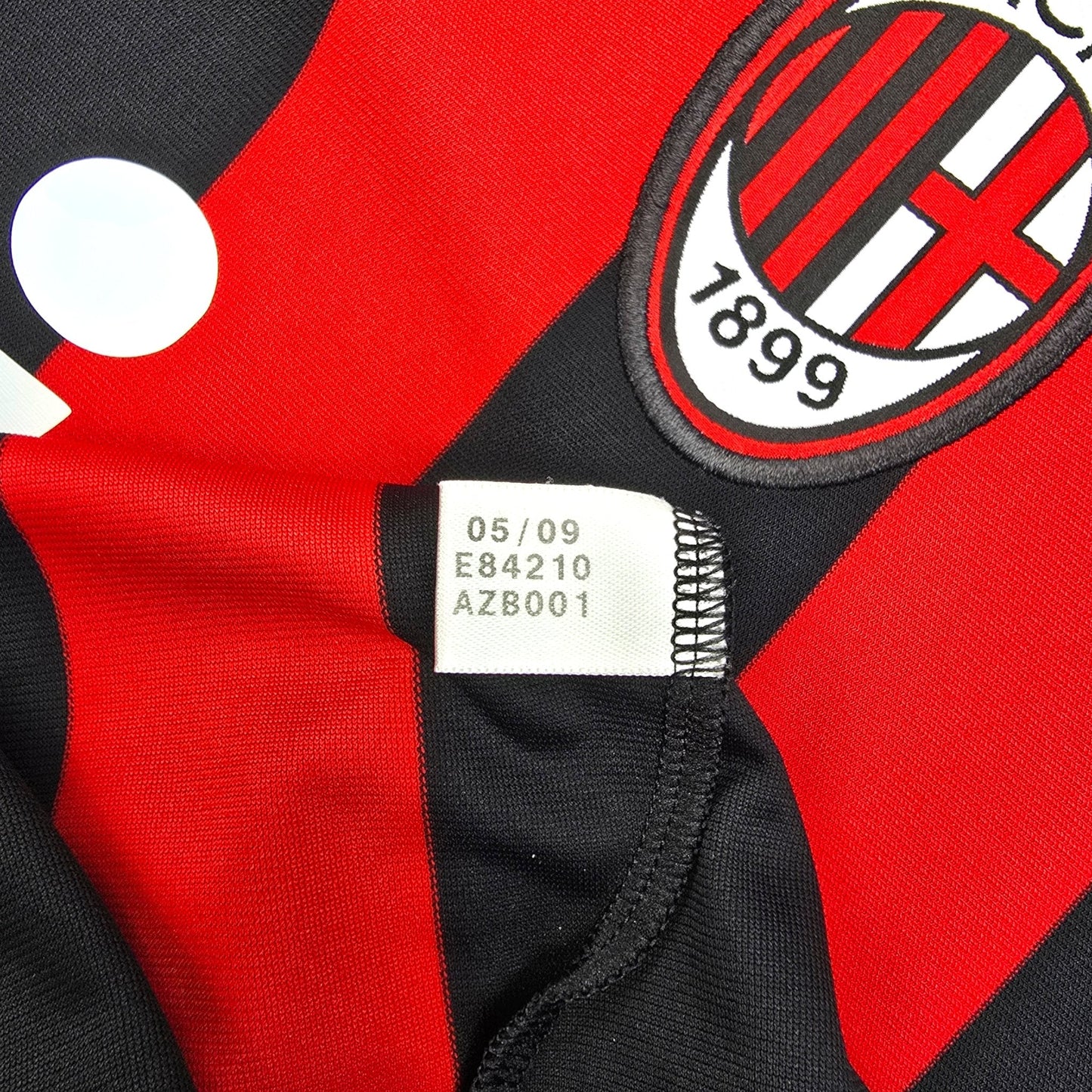 2009/10 AC Milan Home Football Shirt (L) Adidas #80 Ronaldinho