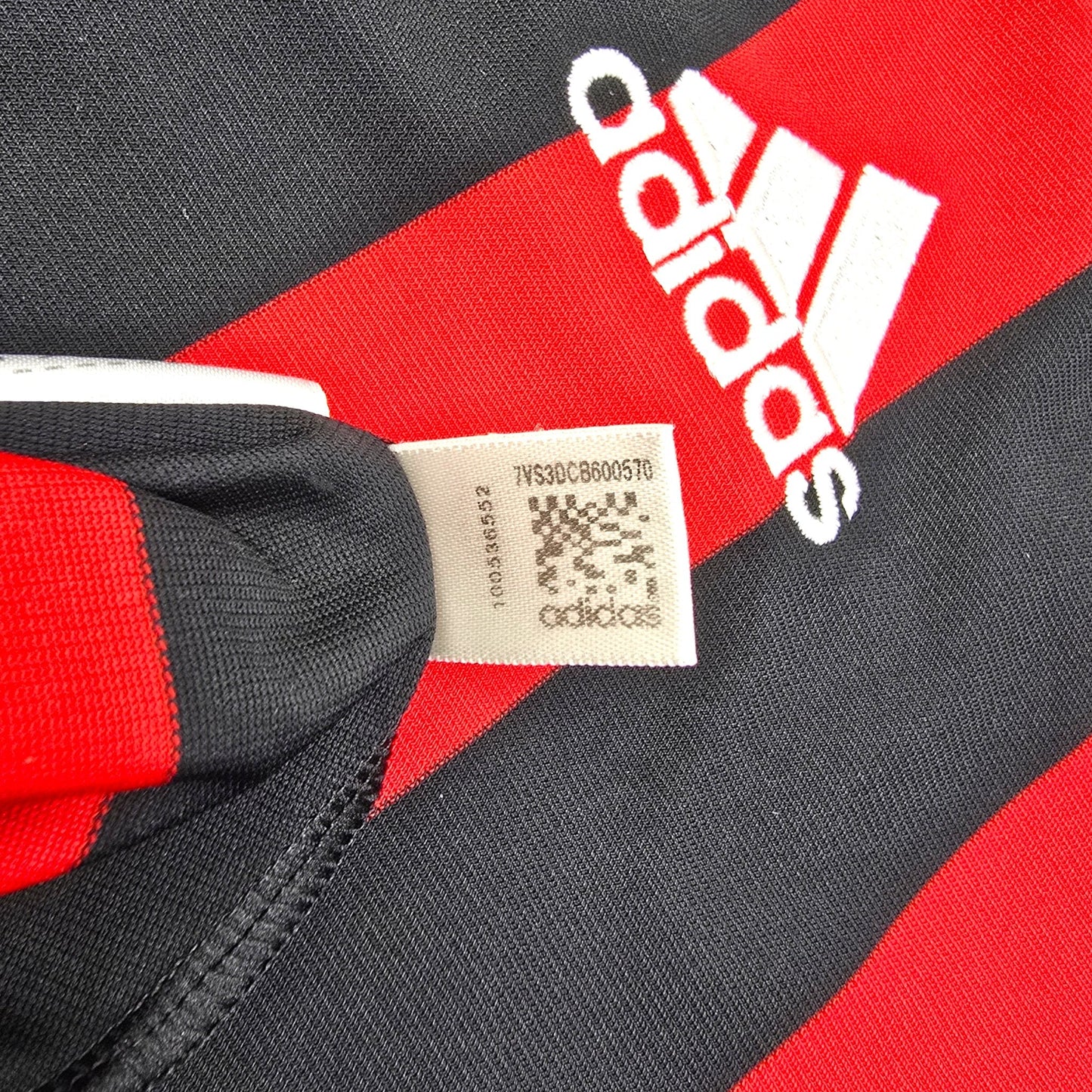 2009/10 AC Milan Home Football Shirt (L) Adidas #80 Ronaldinho