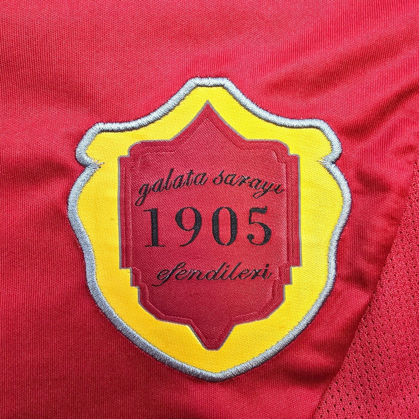 2009/10 Galatasaray Home Football Shirt (M) Adidas