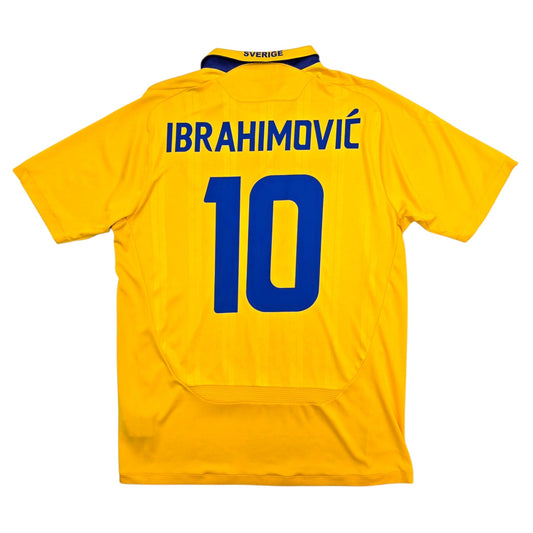 2009/10 Sweden Home Football Shirt (M) Umbro #10 Ibrahimovic