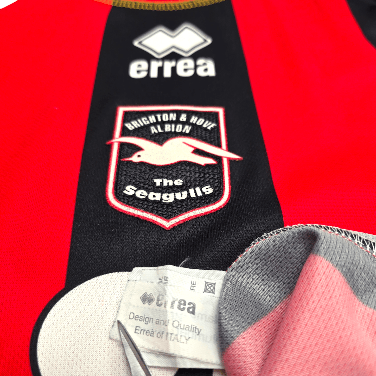 2009/11 Brighton Away Football Shirt (L) Errea