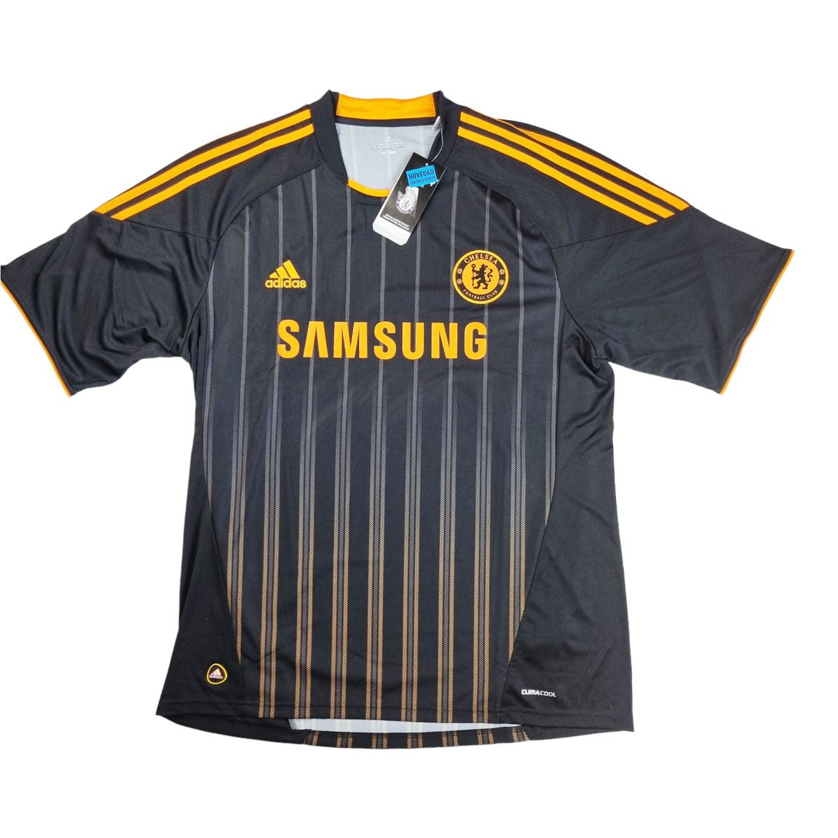 2010/11 Chelsea Away Football Shirt (L) Adidas #5 Essien