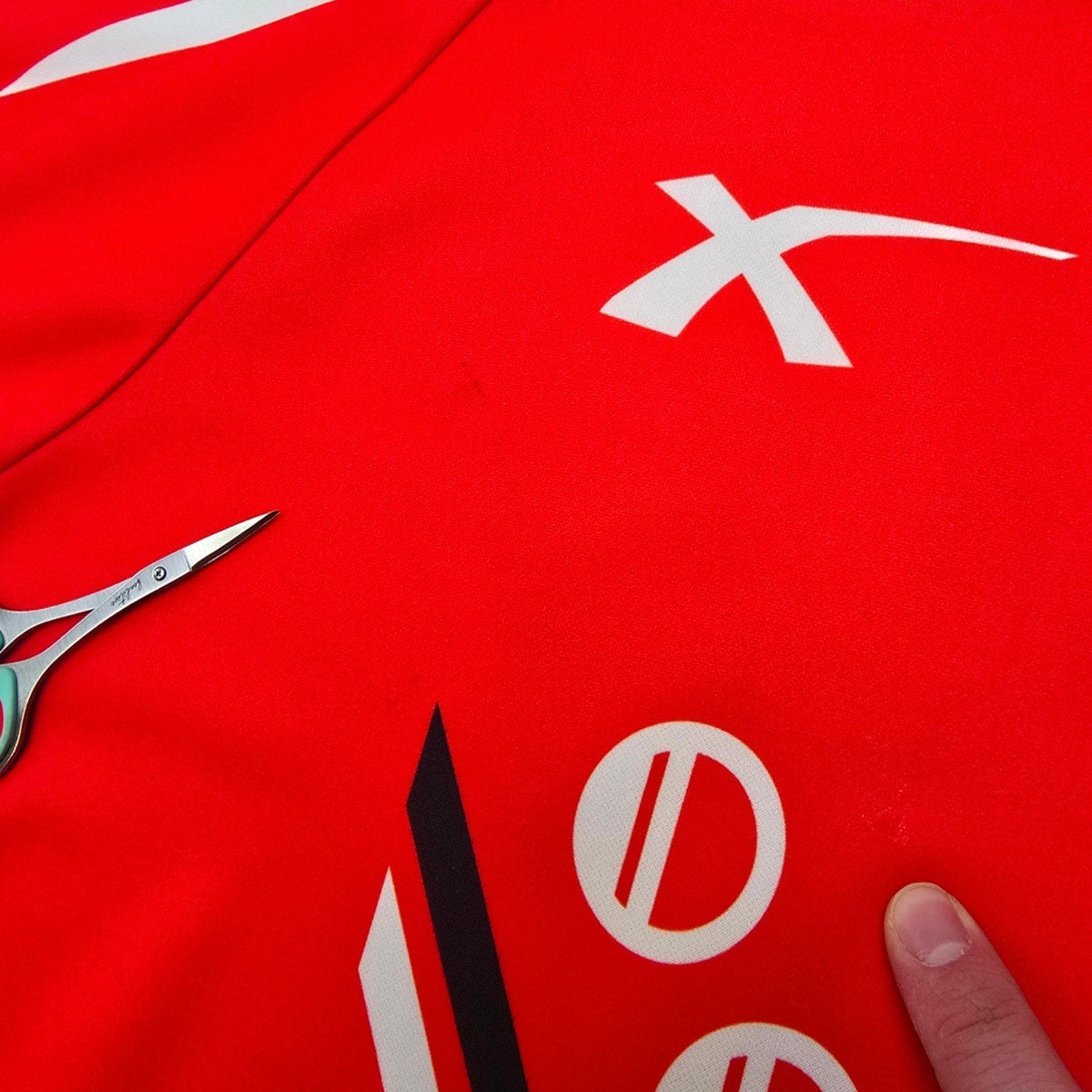 2010/11 Ebbsfleet United Special Edition Football Shirt (M) Blades #12