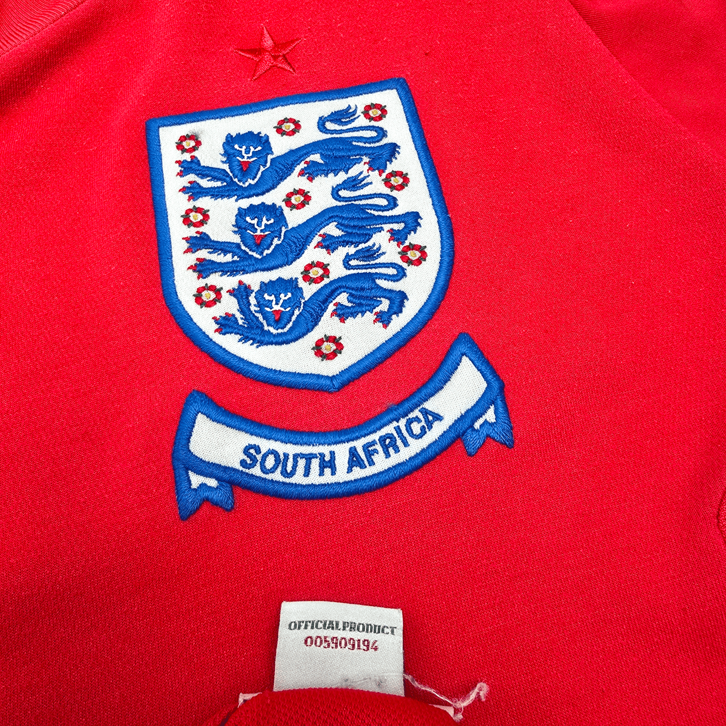 2010/11 England Away Football Shirt (L) Umbro #4 Gerrard