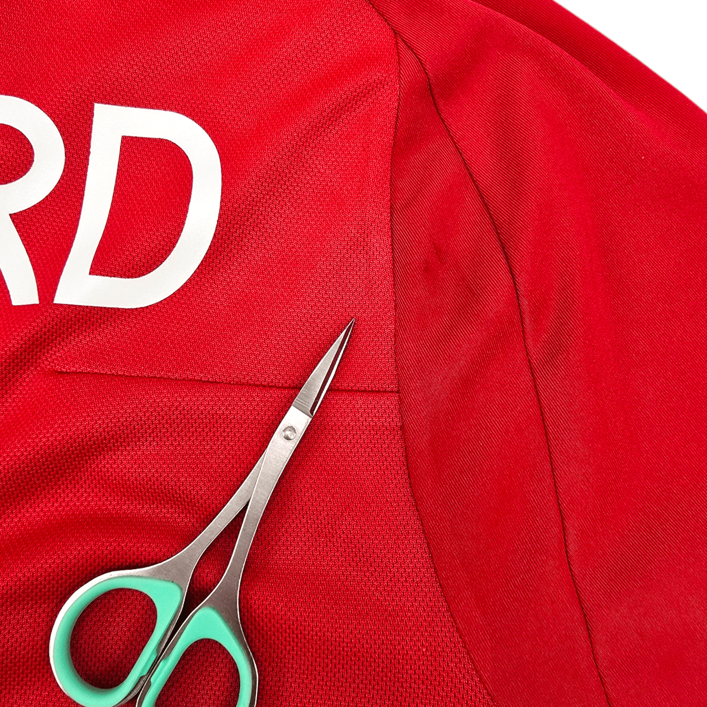 2010/11 England Away Football Shirt (M) Umbro #4 Gerrard