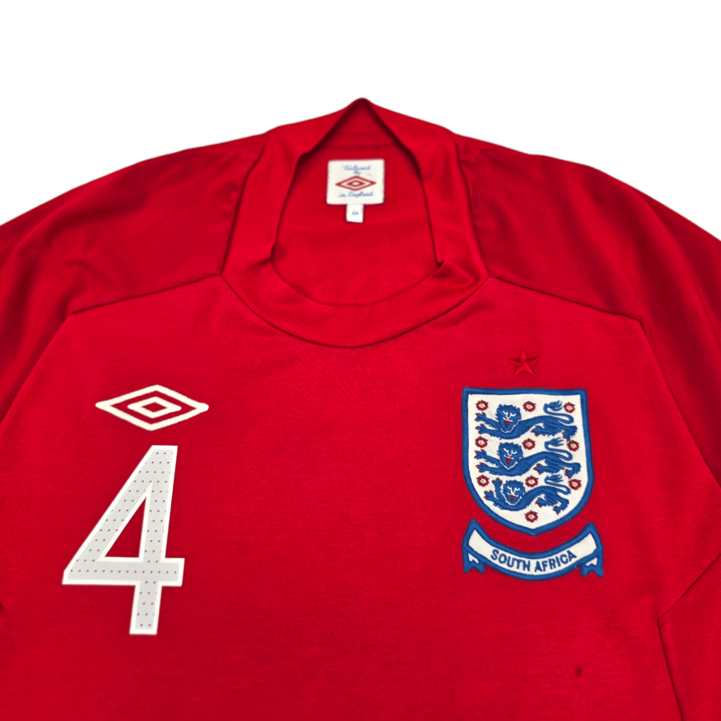 2010/11 England Away Football Shirt (M) Umbro #4 Gerrard