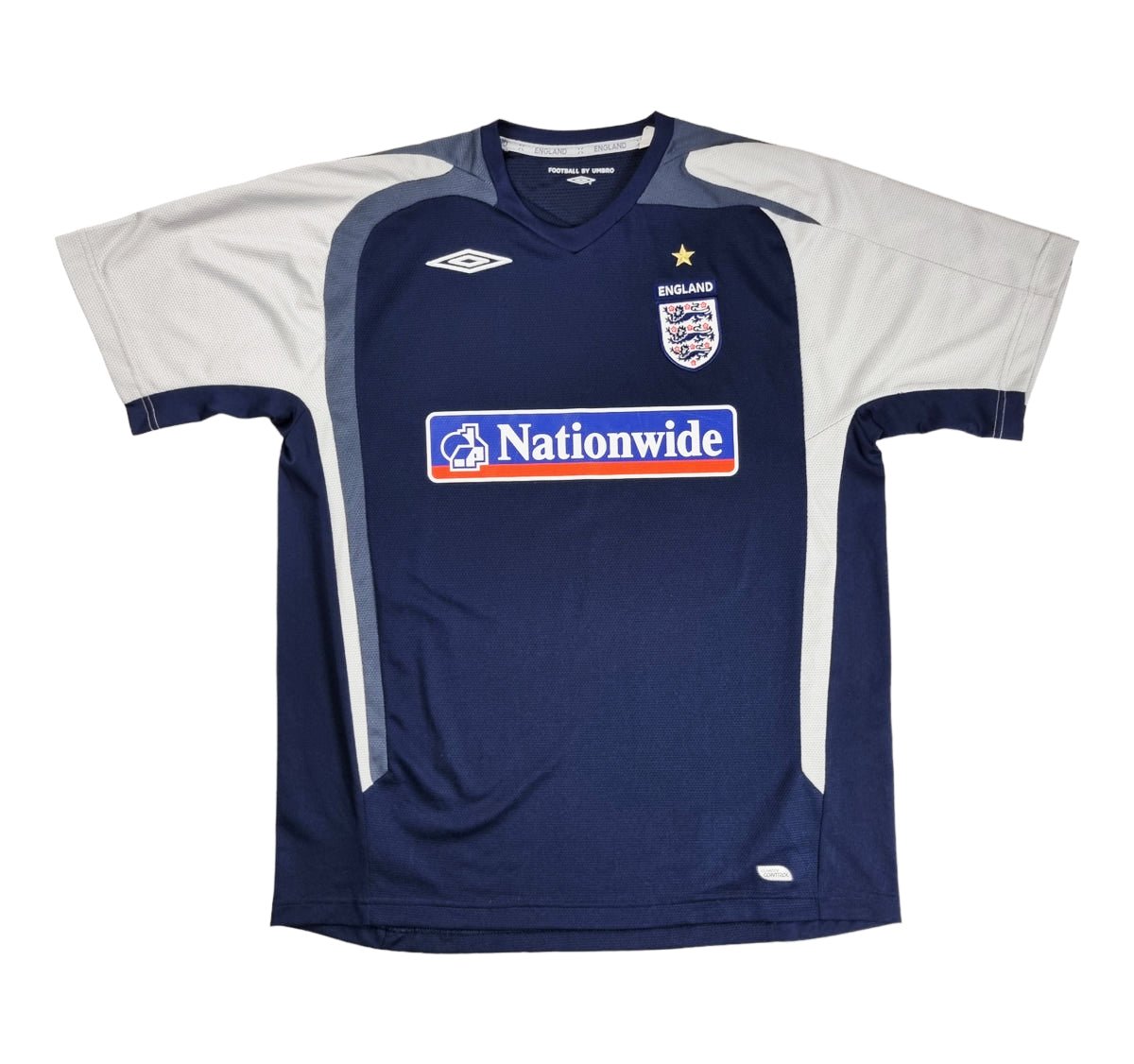 2010/11 England Training Shirt (L) Umbro