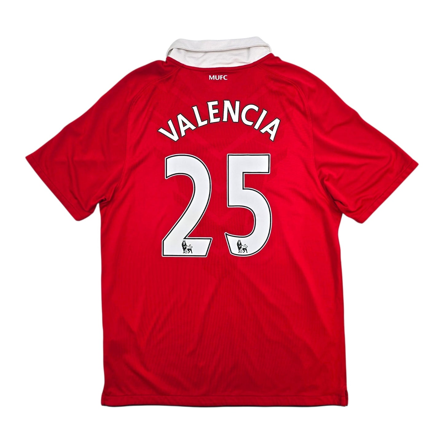 2010/11 Manchester United Home Football Shirt (L) Nike #25 Valencia