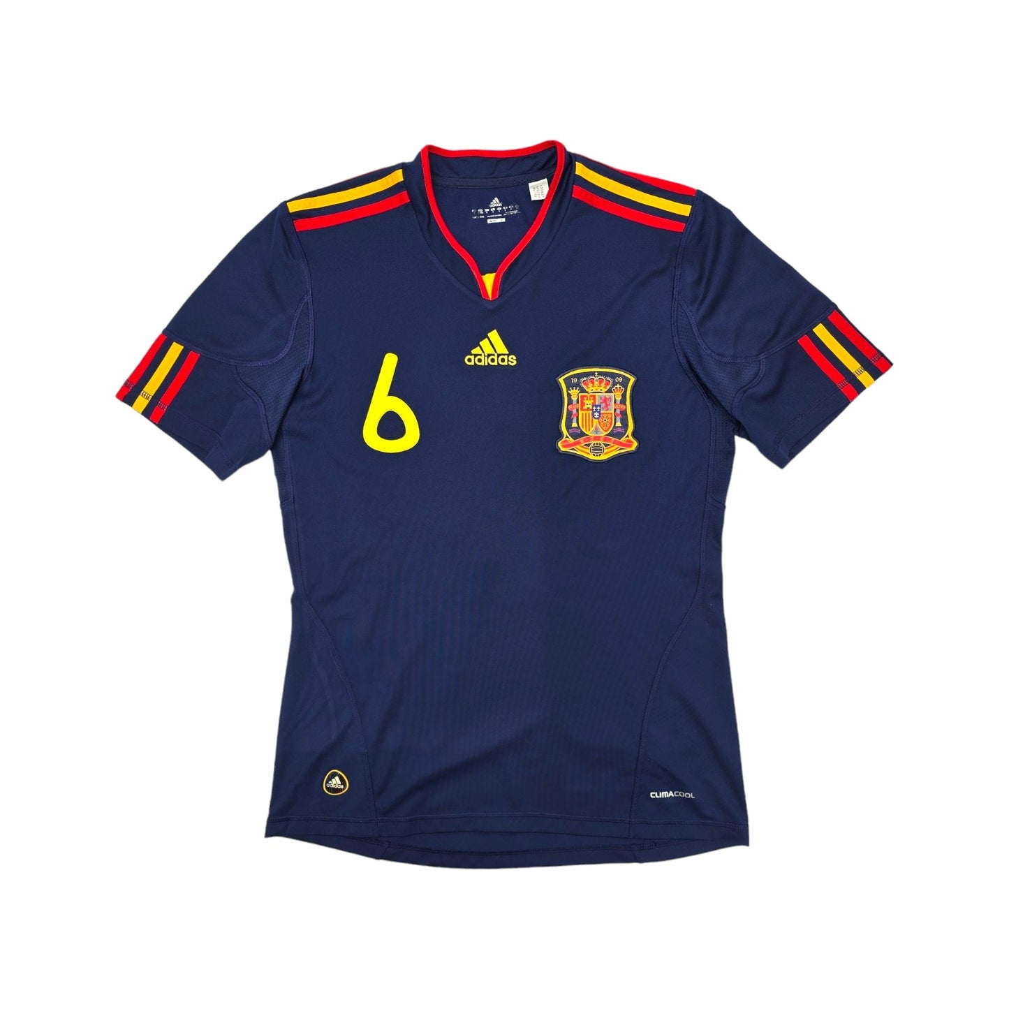 2010/11 Spain Away Football Shirt (S) Adidas #6 Iniesta