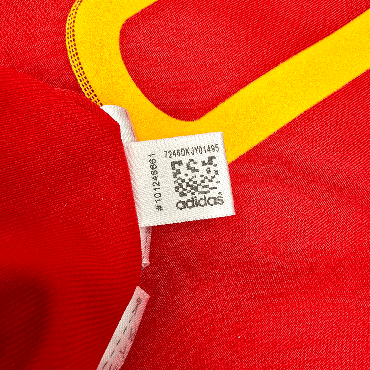 2010/11 Spain Home Football Shirt (L) Adidas #10 Fabregas