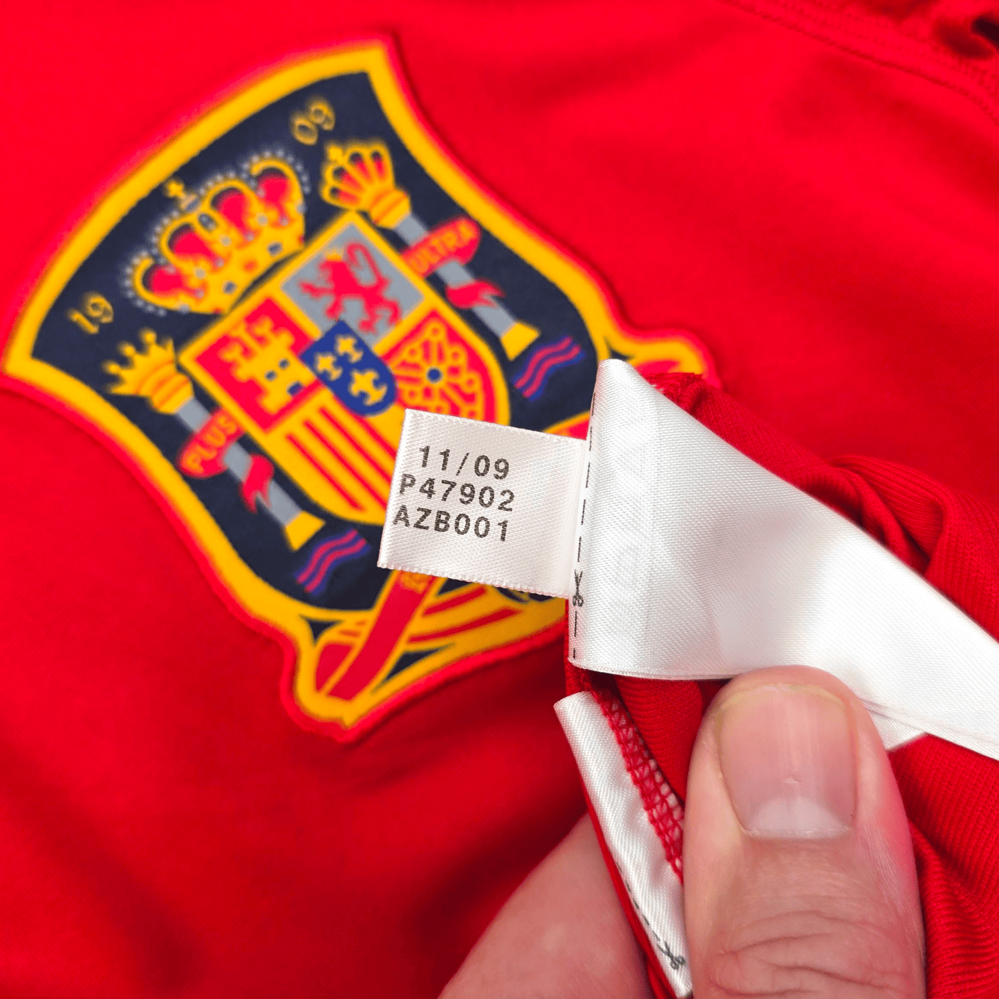 2010/11 Spain Home Football Shirt (S) Adidas #7 David Villa