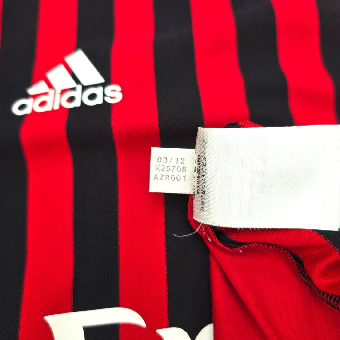 2011/12 AC Milan Home Football Shirt (L) Adidas #11 Ibrahimovic