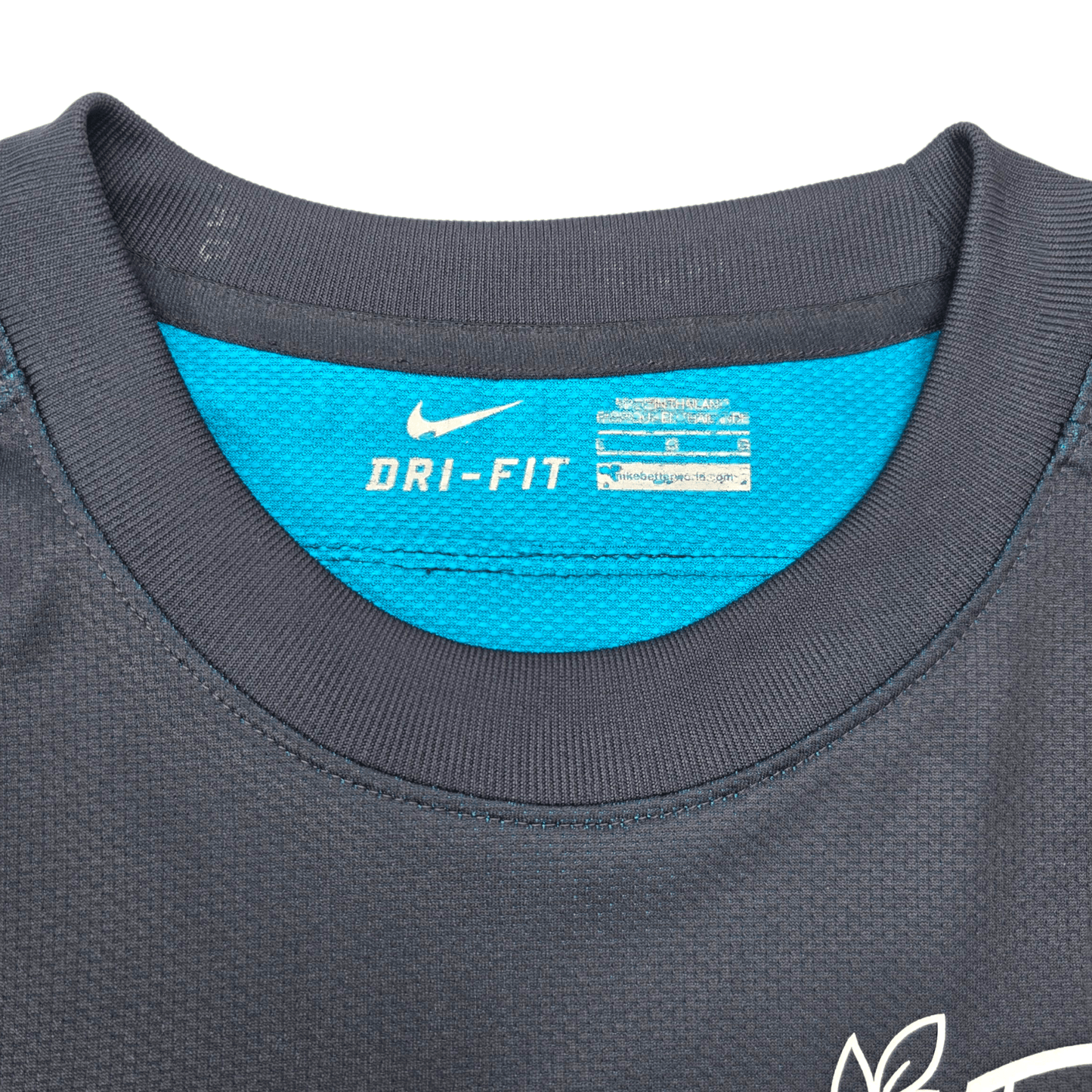 2011/12 Arsenal Away Football Shirt (L) Nike #8 Arteta