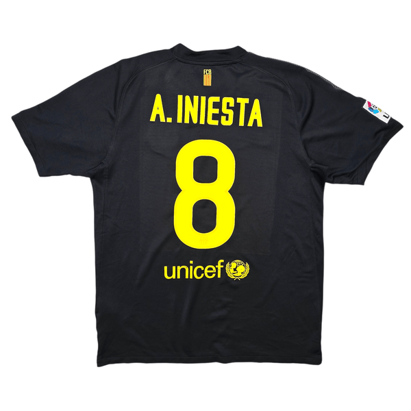 2011/12 Barcelona Away Football Shirt (M) Nike #8 Iniesta