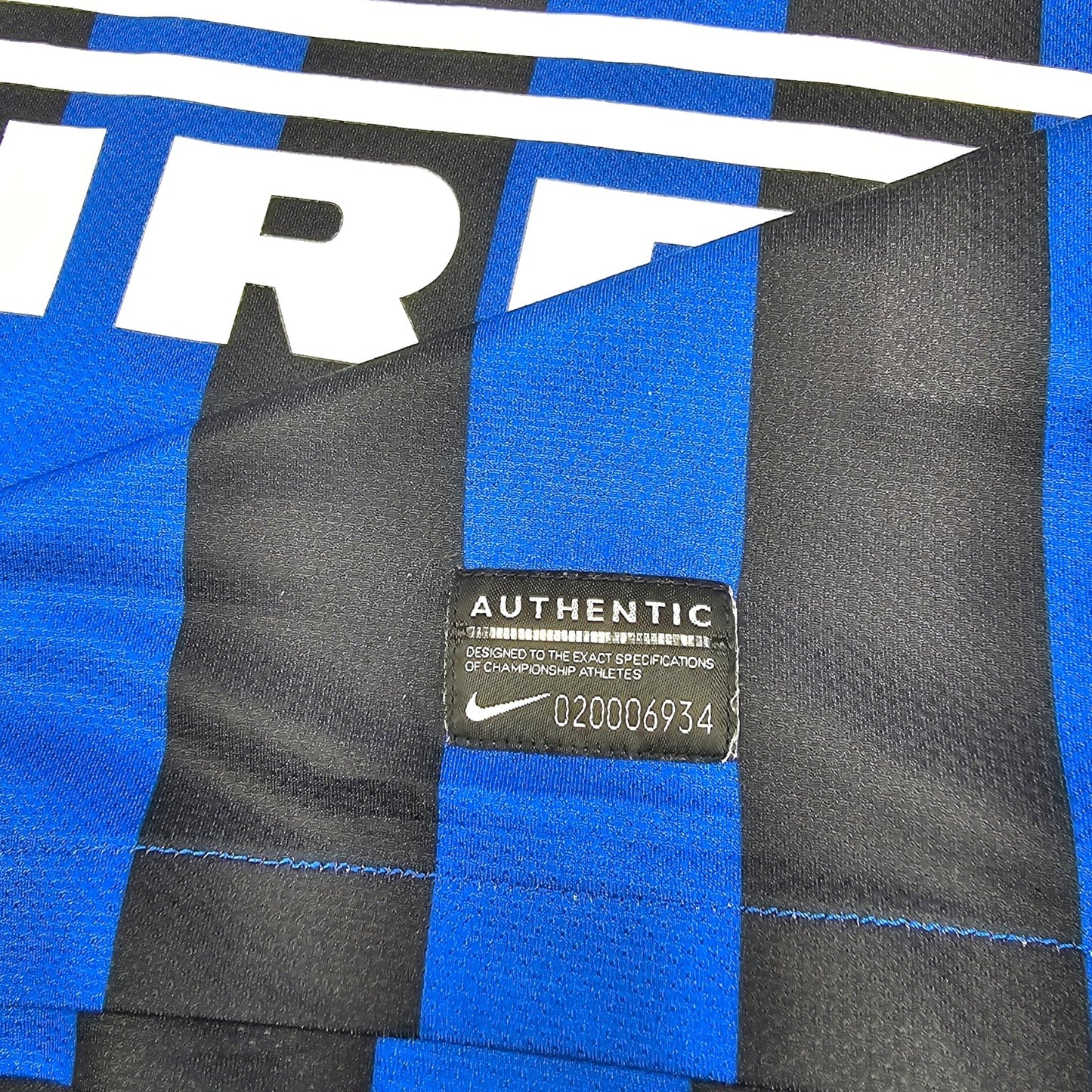 2011/12 Inter Milan Home Football Shirt (L) Nike #4 Zanetti