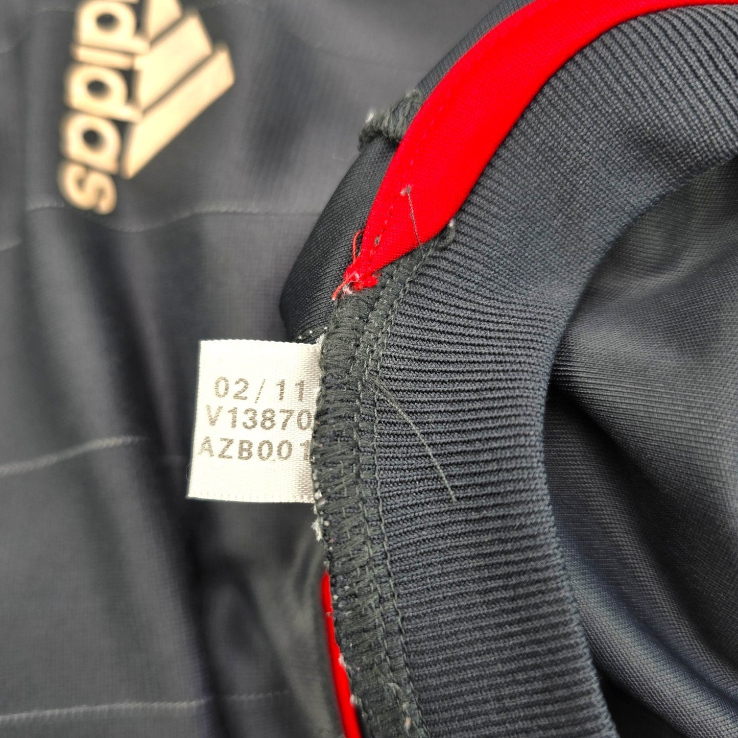 2011/12 Liverpool Away Football Shirt (L) Adidas #8 Gerrard