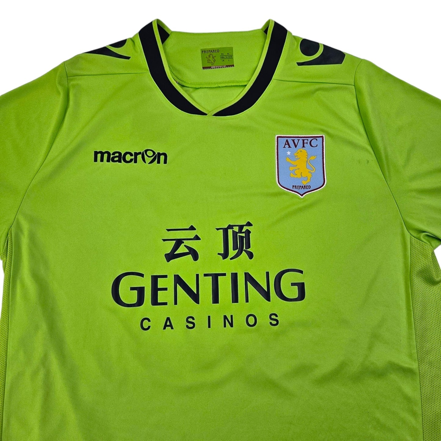 2012/13 Aston Villa Away Football Shirt (L) Macron #20 Benteke