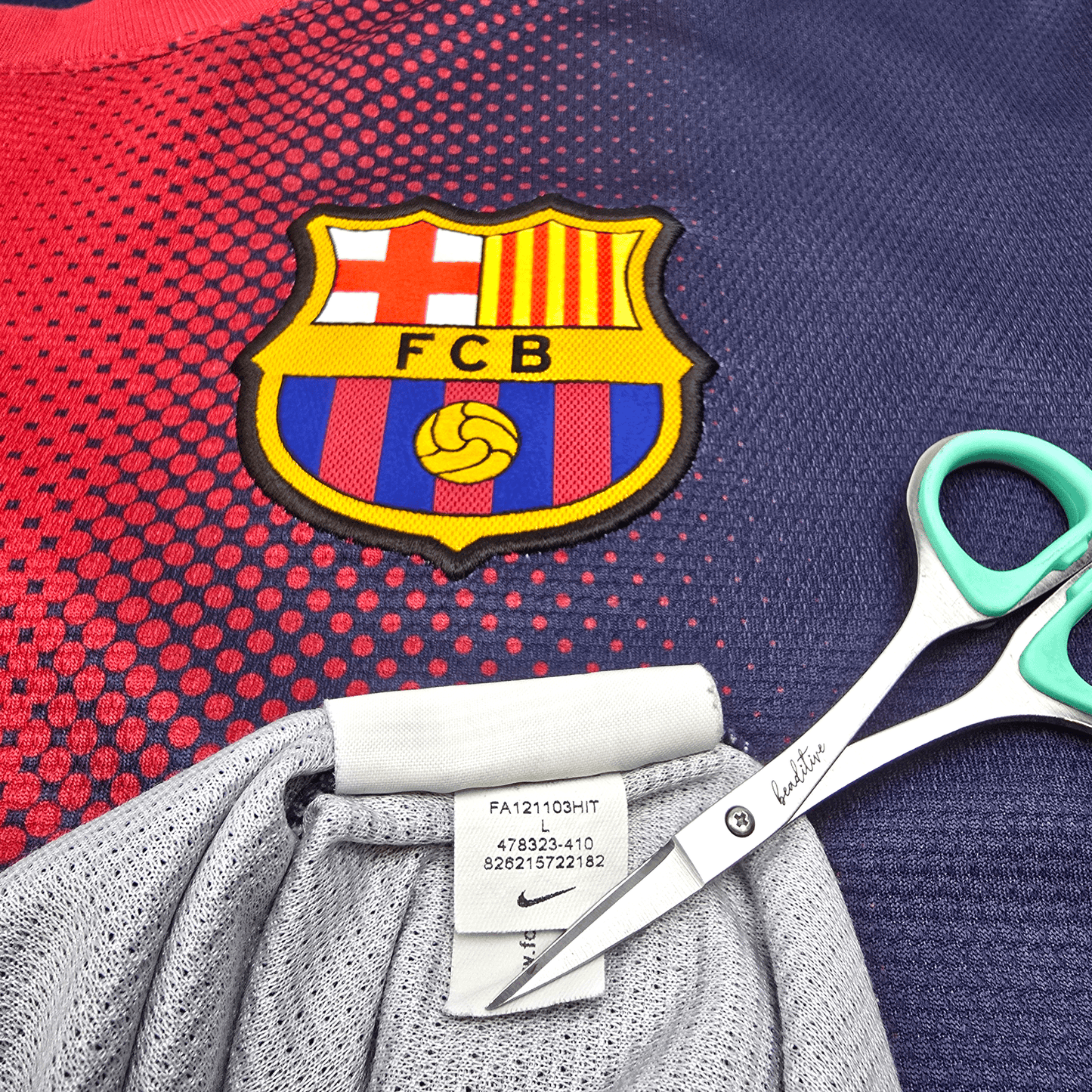 2012/13 Barcelona Home Football Shirt (L) Nike #11 Neymar Jr