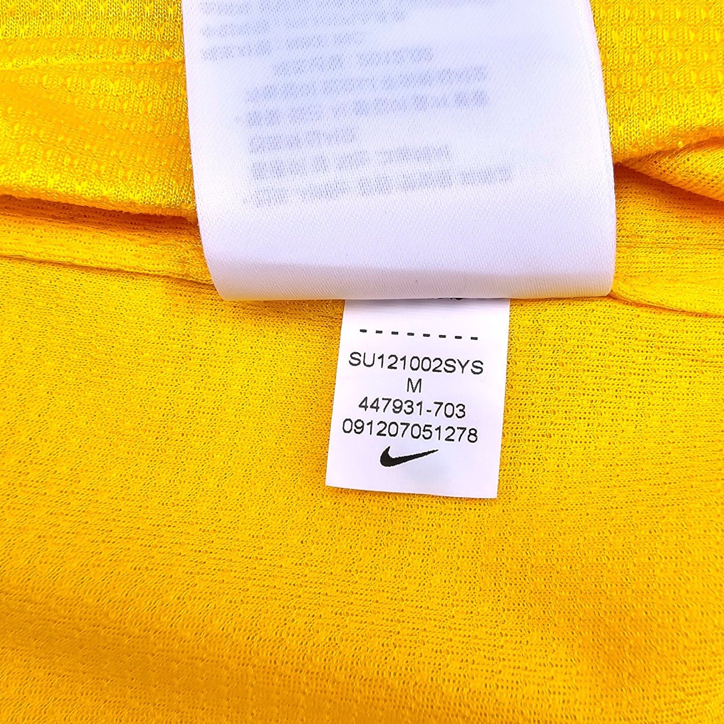2012/13 Brazil Home Football Shirt (M) Nike #11 Neymar