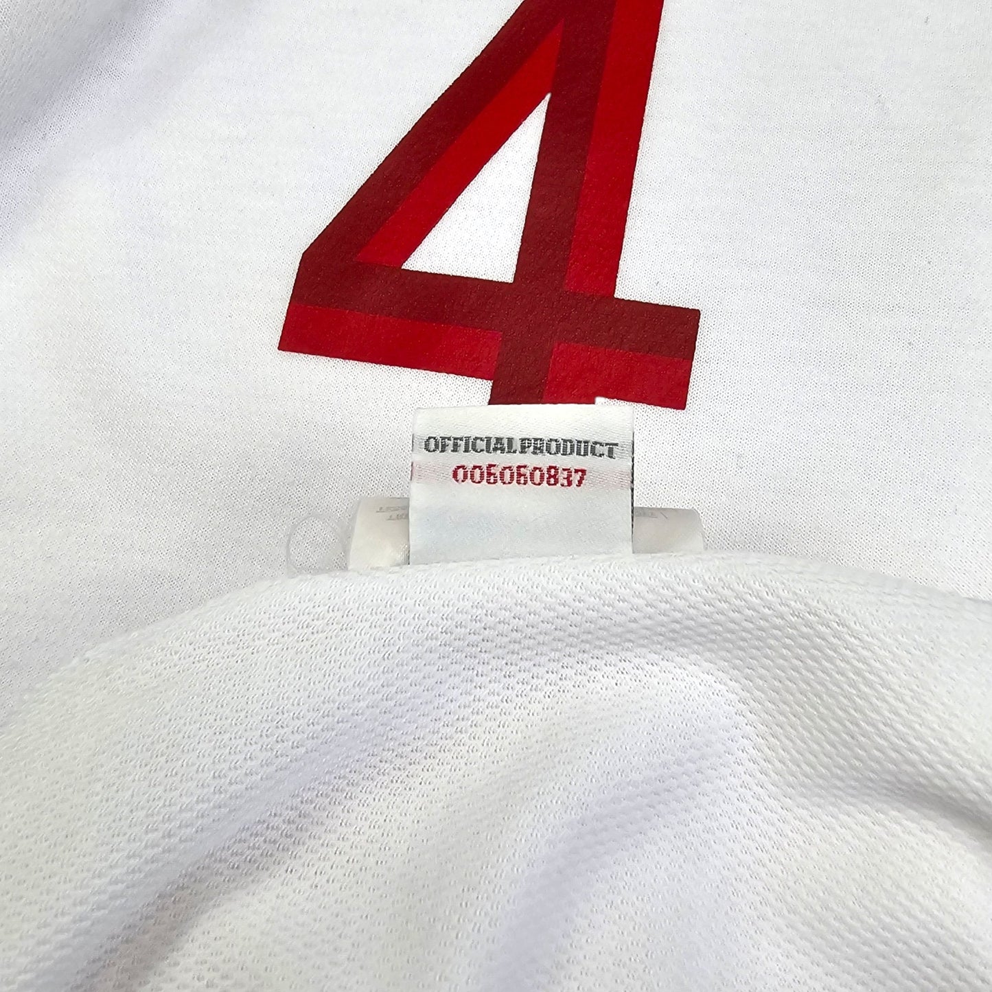 2012/13 England Home Football Shirt (M) Umbro #4 Gerrard