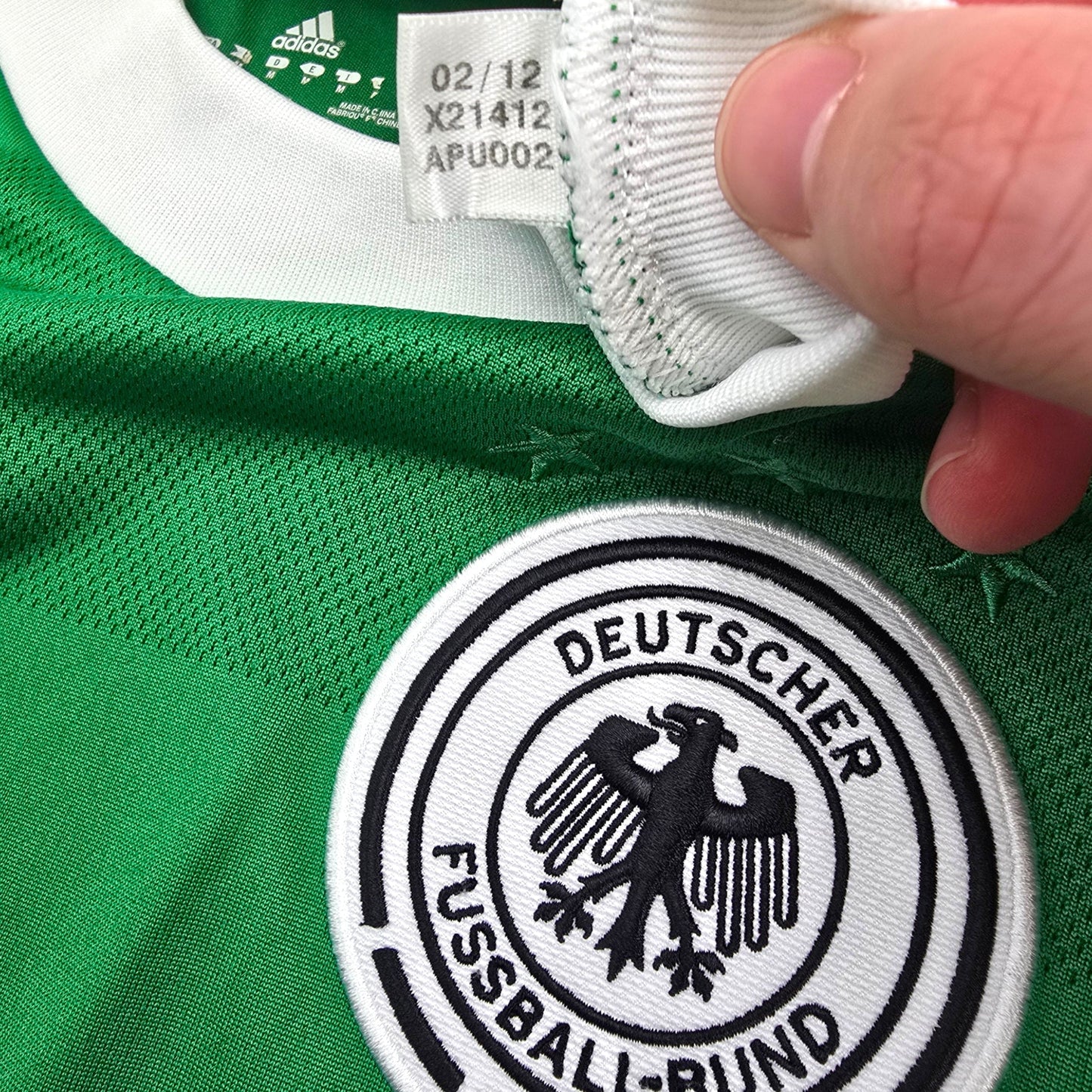2012/13 Germany Away Football Shirt (M) Adidas #8 Ozil