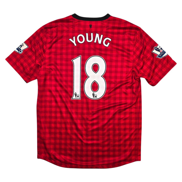 2012/13 Manchester United Home Football Shirt (L) Nike #18 Young
