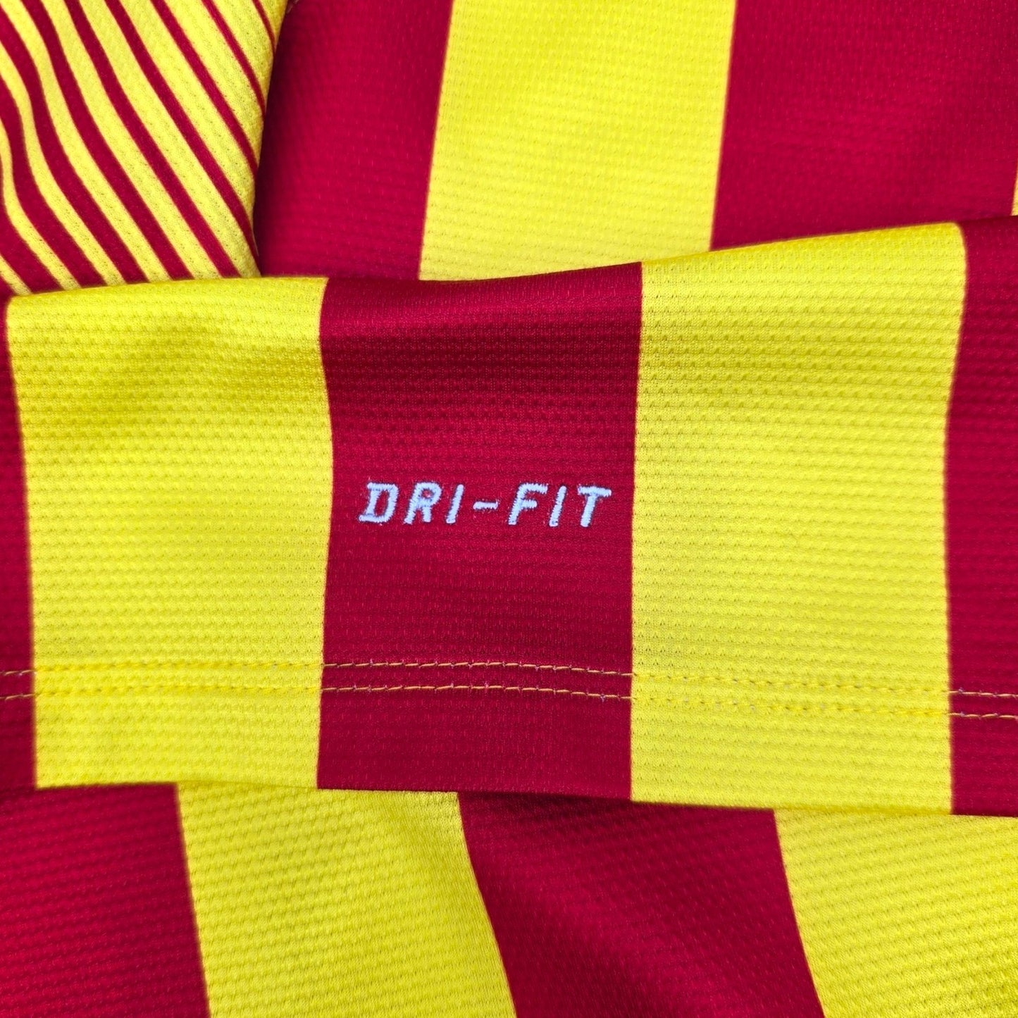 2013/14 Barcelona Away Football Shirt (XL) Nike #10 Messi